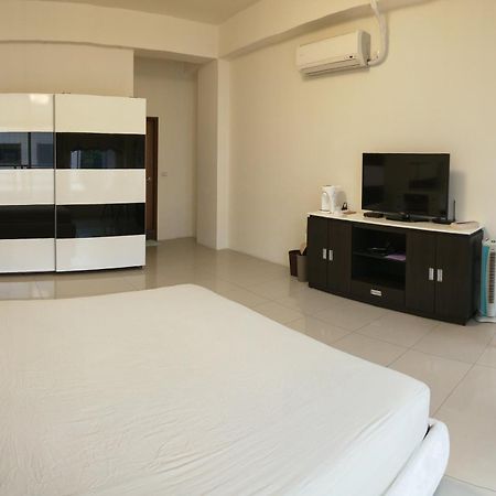 Ferienwohnung S & P House Tainan Exterior foto